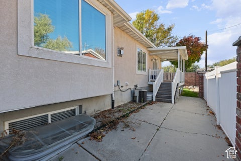 Tiny photo for 1692 W PEACEFUL VIEW WAY, South Jordan, UT 84095 (MLS # 2192364)