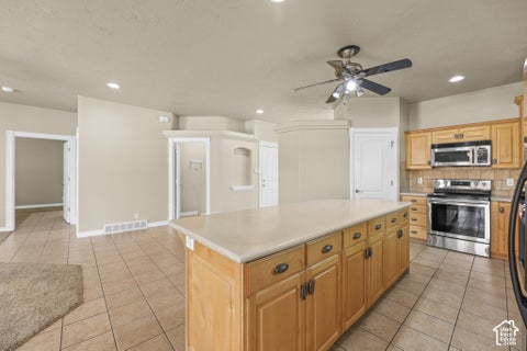 Tiny photo for 1692 W PEACEFUL VIEW WAY, South Jordan, UT 84095 (MLS # 2192364)