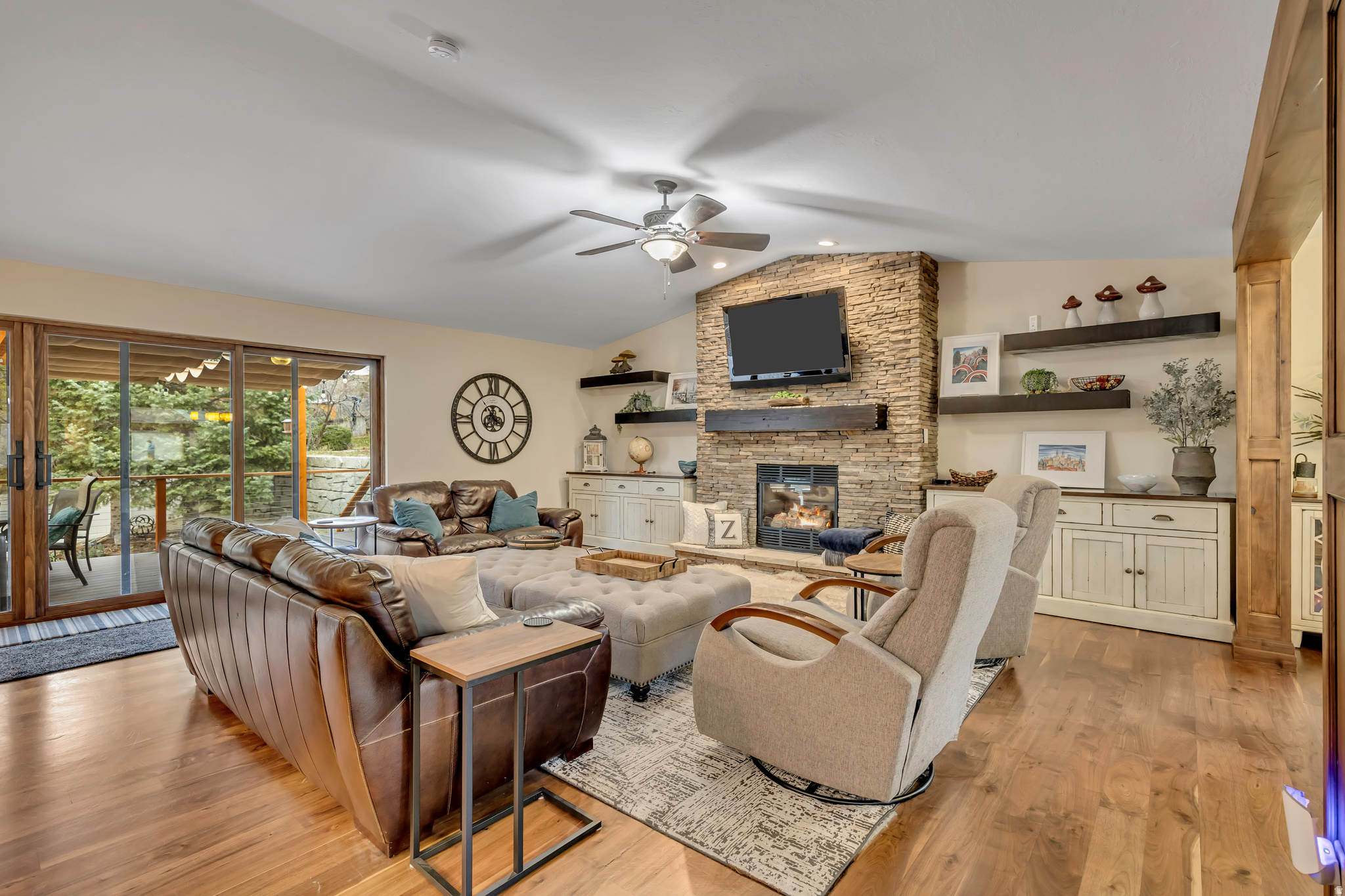 SCOTTSDALE RIDGE - Residential