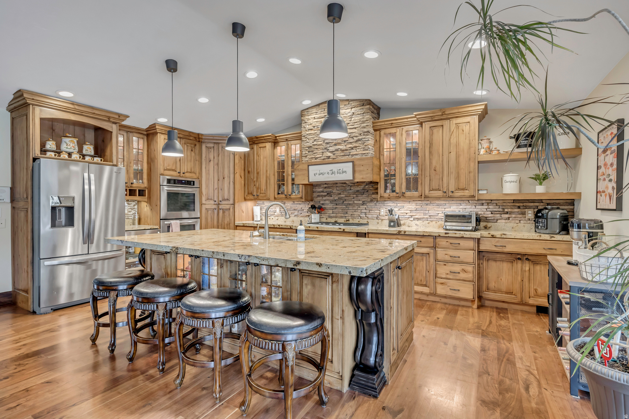 SCOTTSDALE RIDGE - Residential