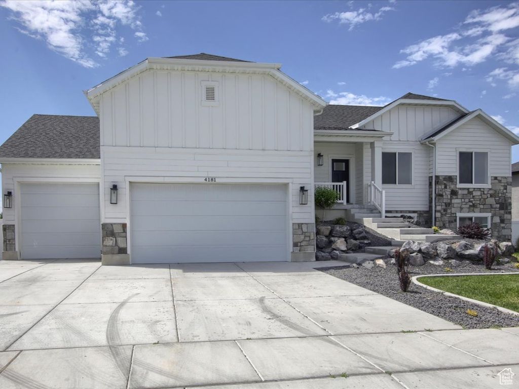 Photo of 4181 W 1725 S, Taylor, UT 84401 (MLS # 2092052)