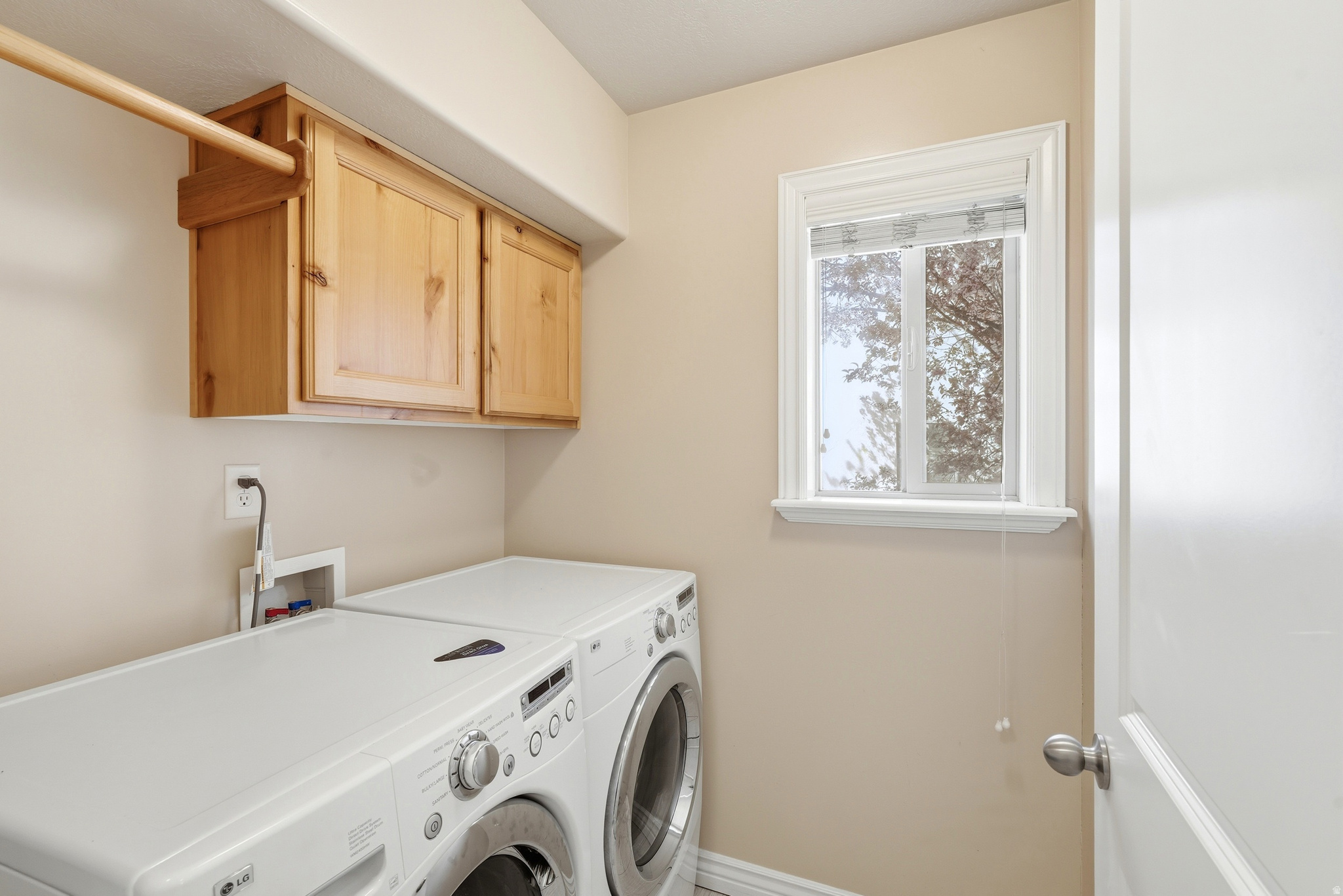 COURTYARD AT 1600 - Residential