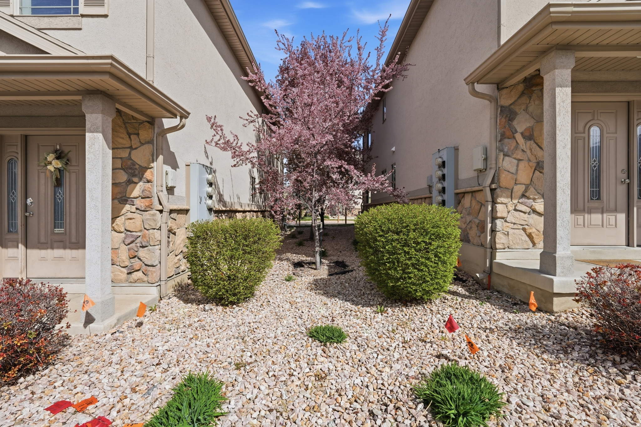 COURTYARD AT 1600 - Residential