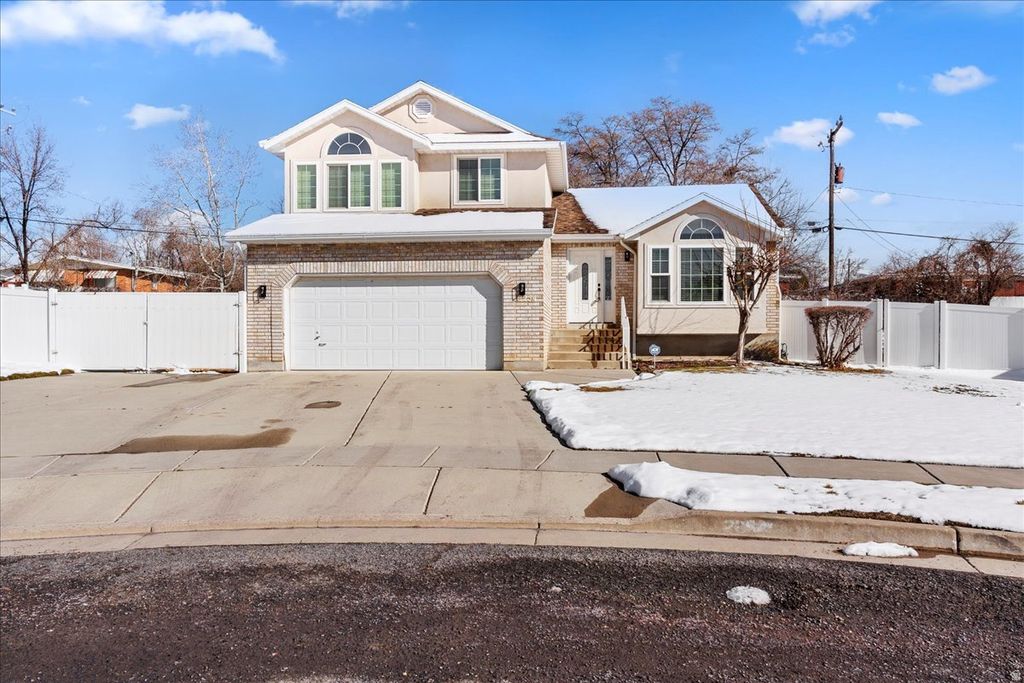 Photo of 2254 W 5650 S, Roy, UT 84067 (MLS # 2138744)