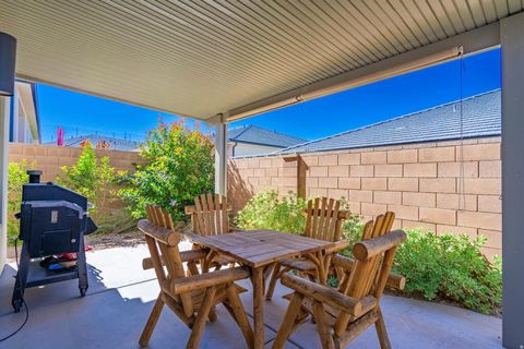Tiny photo for 1137 W GRAYSON DR, Saint George, UT 84790 (MLS # 2163120)