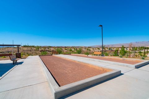 Tiny photo for 1137 W GRAYSON DR, Saint George, UT 84790 (MLS # 2163120)