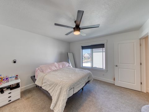 Tiny photo for 334 S 680 W, American Fork, UT 84003 (MLS # 2120538)