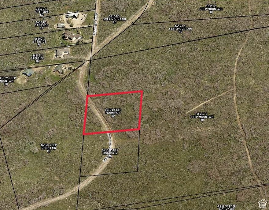 Rose Canyon Parcels invite you to experience country living at its finest, where every moment is infused with the serenity of peaceful surroundings. For those with a passion for equestrian pursuits, Rose Canyon Parcels provide ample space for horse enthusiasts to create their own private stables. Rose Canyon Parcels cater to those seeking a harmonious blend of rural tranquility and the joy of animal companionship. Despite the idyllic rural setting, Rose Canyon Parcels are strategically located to enjoy the luxury of country living without sacrificing convenience, as shopping and retail destinations are less than 20 minutes away. Embrace the beauty of nature as you build your dream home on these pristine parcels. Please reference RC 53 when reaching out for more information. Additional Parcels Available. Seller Financing Available.