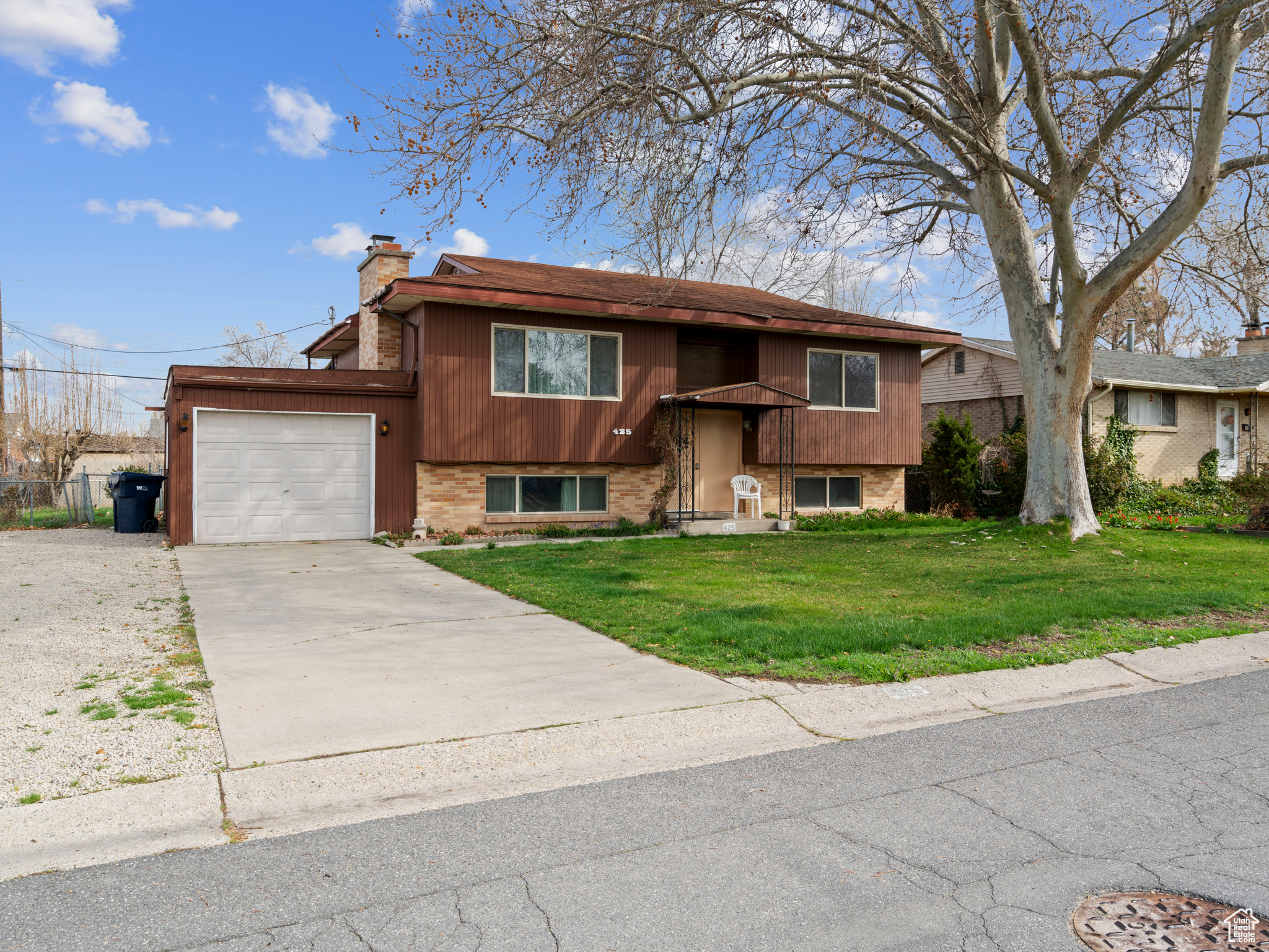 425 E Mountain View Dr, Sandy, Utah image 2