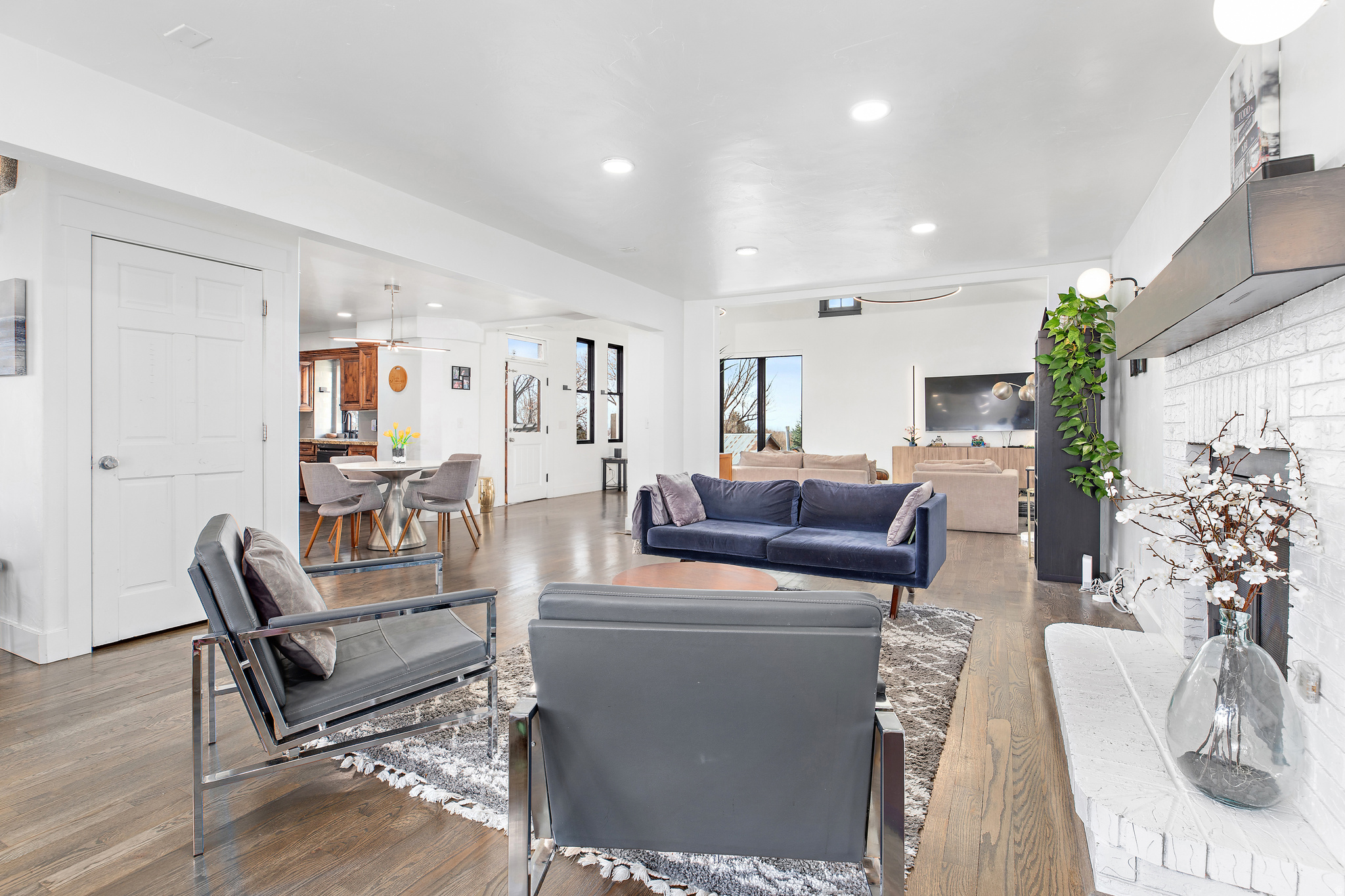 ALPINE HILLS - Residential