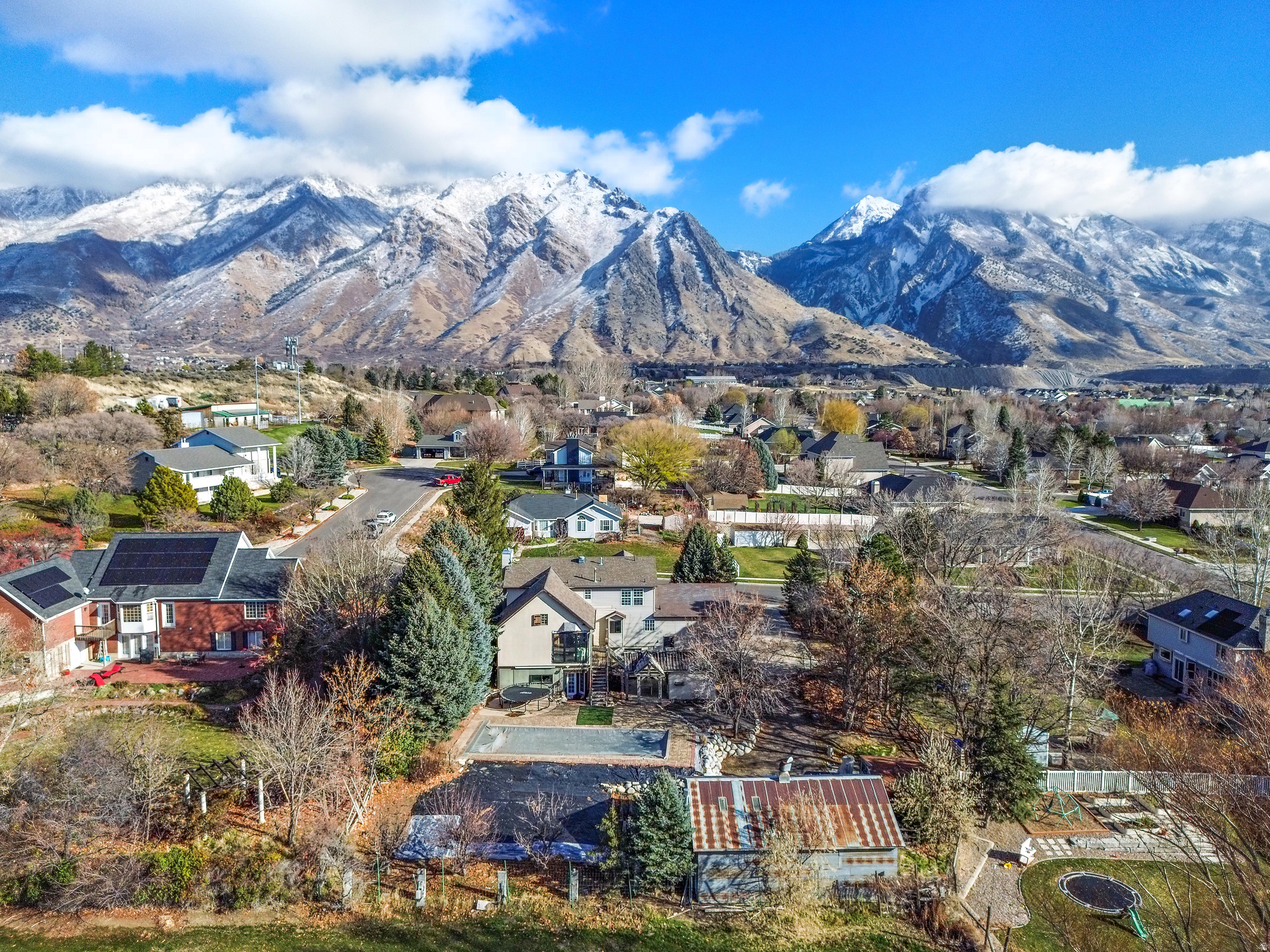 ALPINE HILLS - Residential