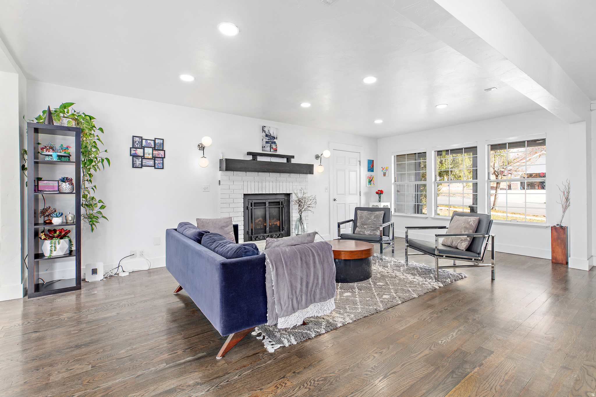 ALPINE HILLS - Residential