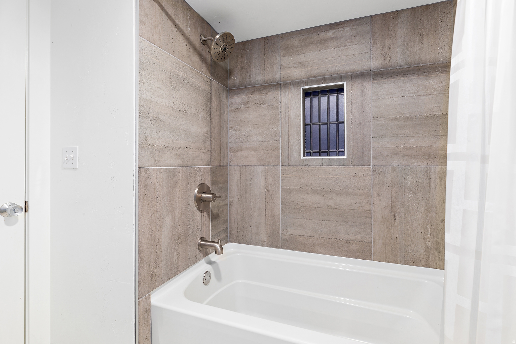 ALPINE HILLS - Residential