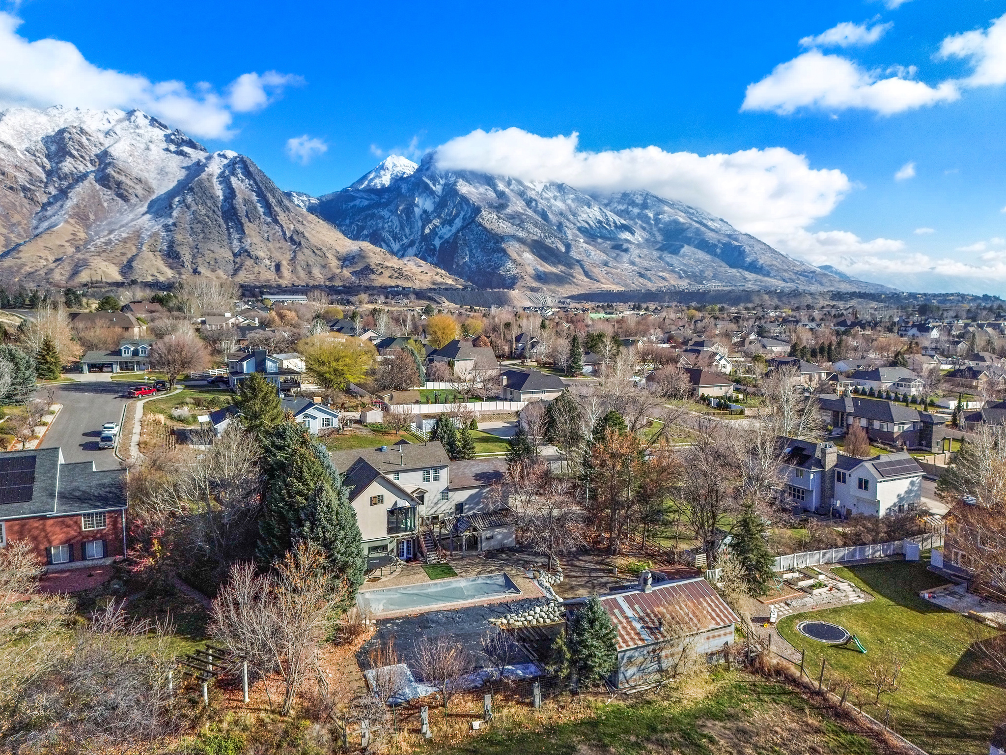 ALPINE HILLS - Residential