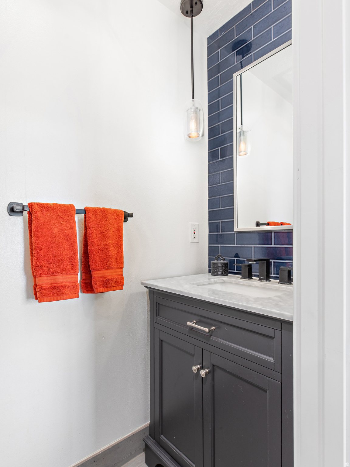 ALPINE HILLS - Residential