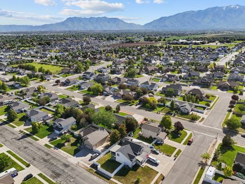 Tiny photo for 3448 S 550 W, Syracuse, UT 84075 (MLS # 2129208)