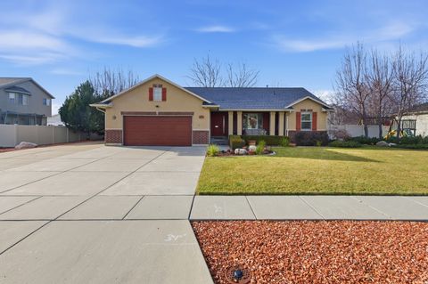 Tiny photo for 3448 S 550 W, Syracuse, UT 84075 (MLS # 2129208)