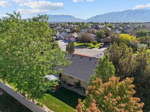 Tiny photo for 3448 S 550 W, Syracuse, UT 84075 (MLS # 2129208)