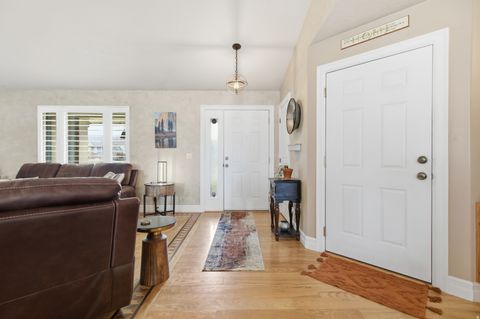 Tiny photo for 3448 S 550 W, Syracuse, UT 84075 (MLS # 2129208)