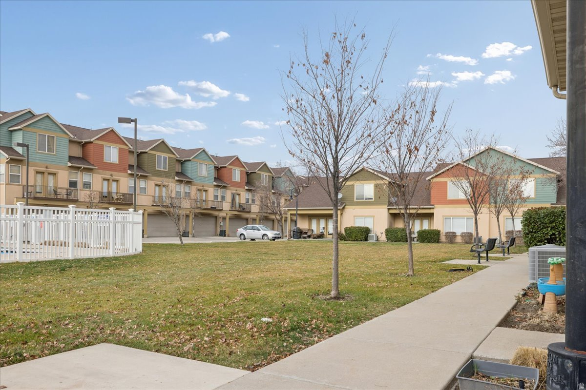 FARMINGTON CROSSING - Residential