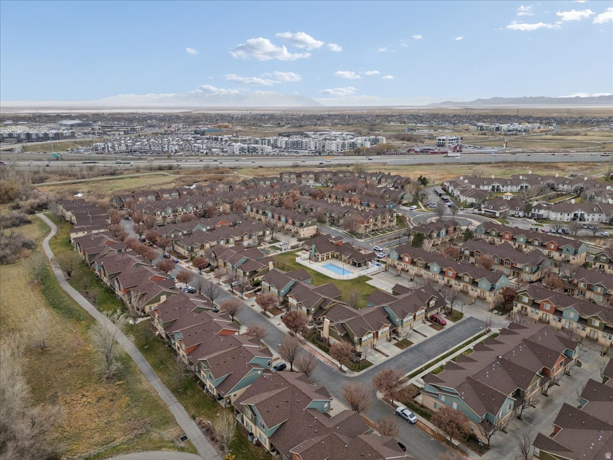 FARMINGTON CROSSING - Residential