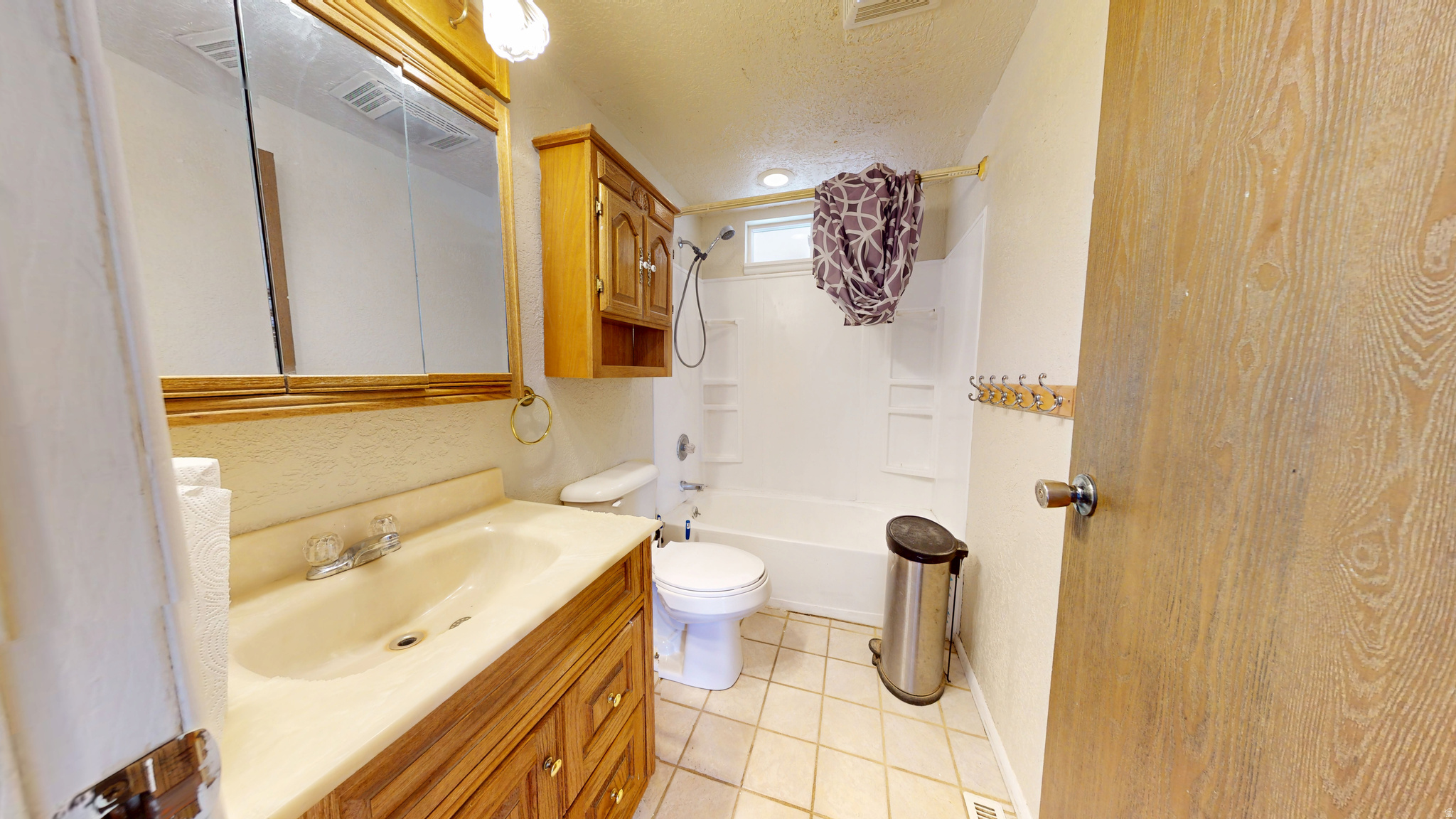 CEDAR HILLS - Residential