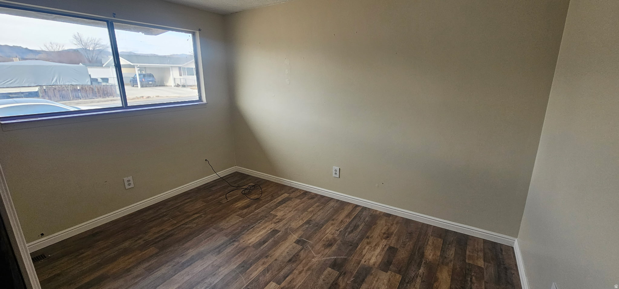 CEDAR HILLS - Residential