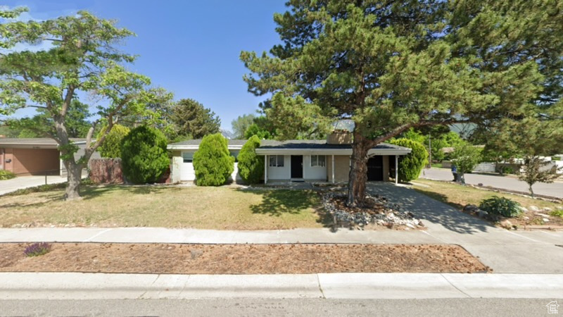 WHITE CITY - Residential