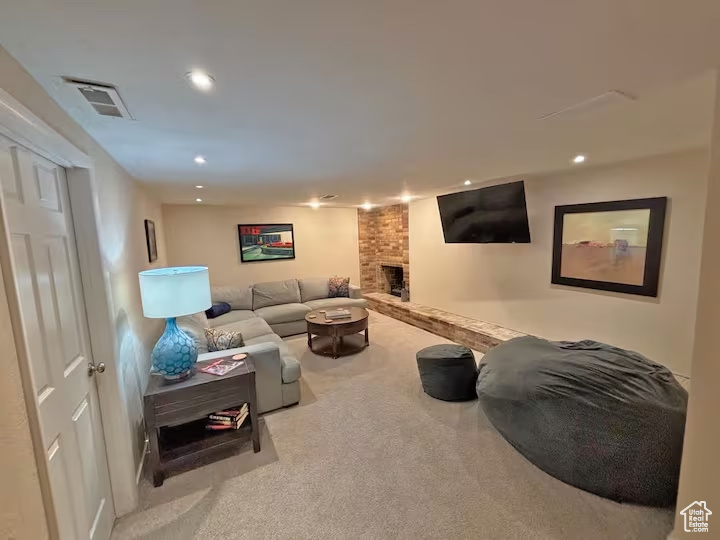 WHITE CITY - Residential