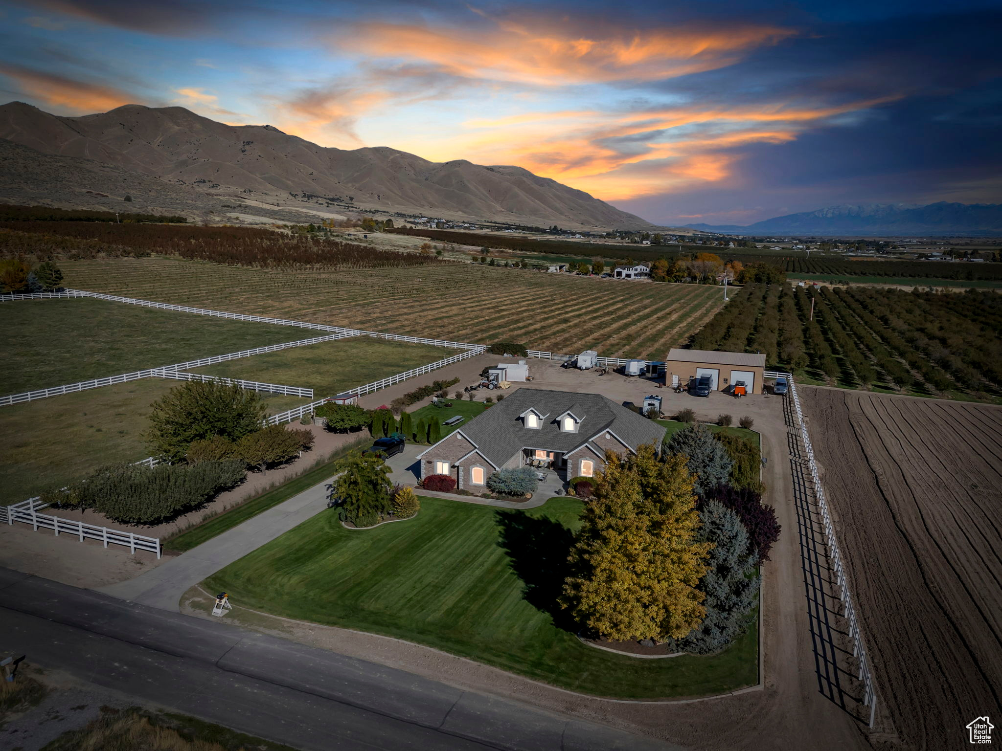 WEST MOUNTAIN ESTATES - Residential