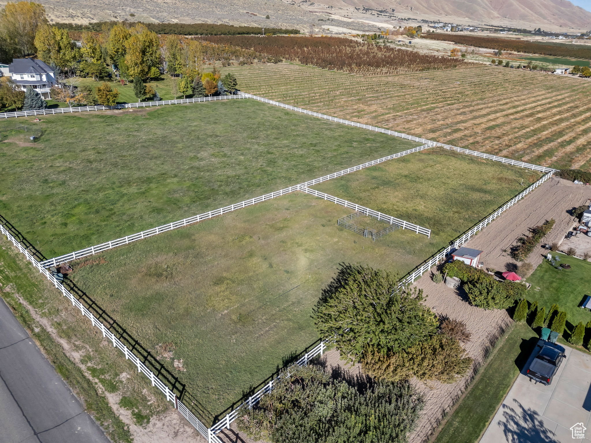 WEST MOUNTAIN ESTATES - Residential