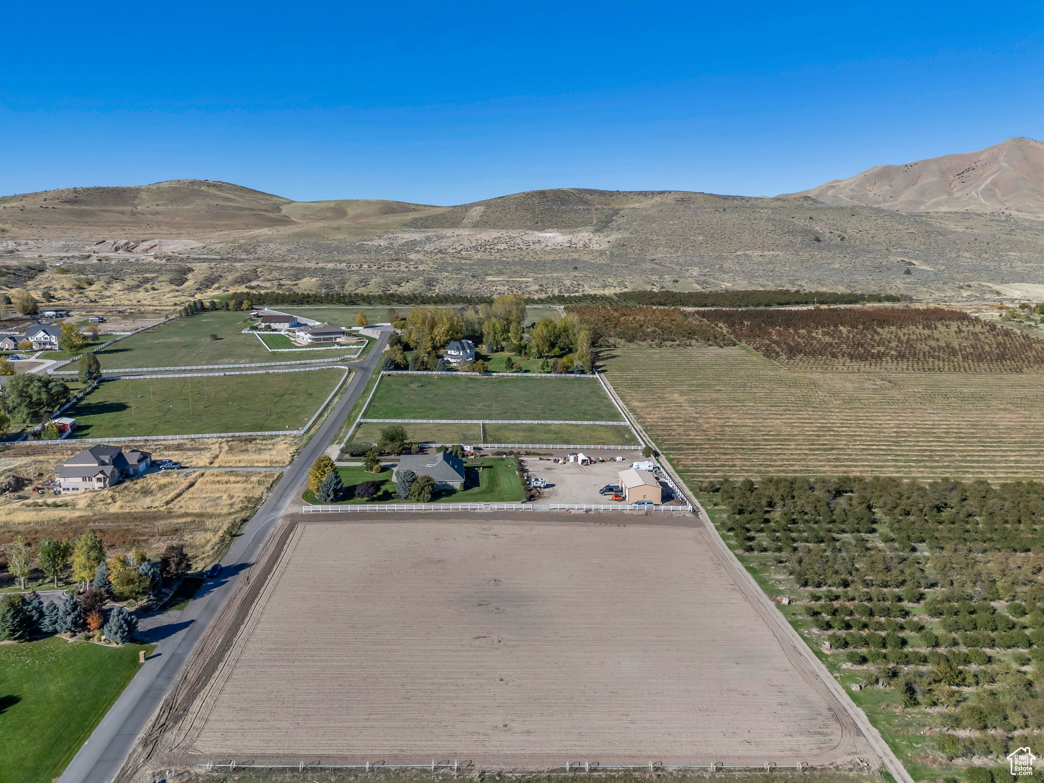 WEST MOUNTAIN ESTATES - Residential