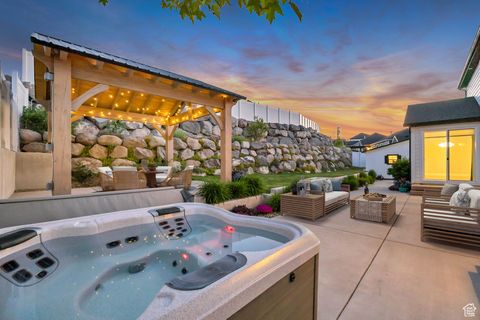 Tiny photo for 2508 E LONE HILL DR, Draper (UT Cnty), UT 84020 (MLS # 2091945)