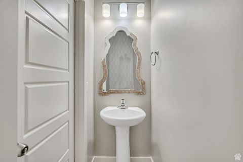 Tiny photo for 2508 E LONE HILL DR, Draper (UT Cnty), UT 84020 (MLS # 2091945)