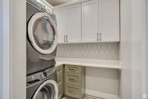 Tiny photo for 2508 E LONE HILL DR, Draper (UT Cnty), UT 84020 (MLS # 2091945)