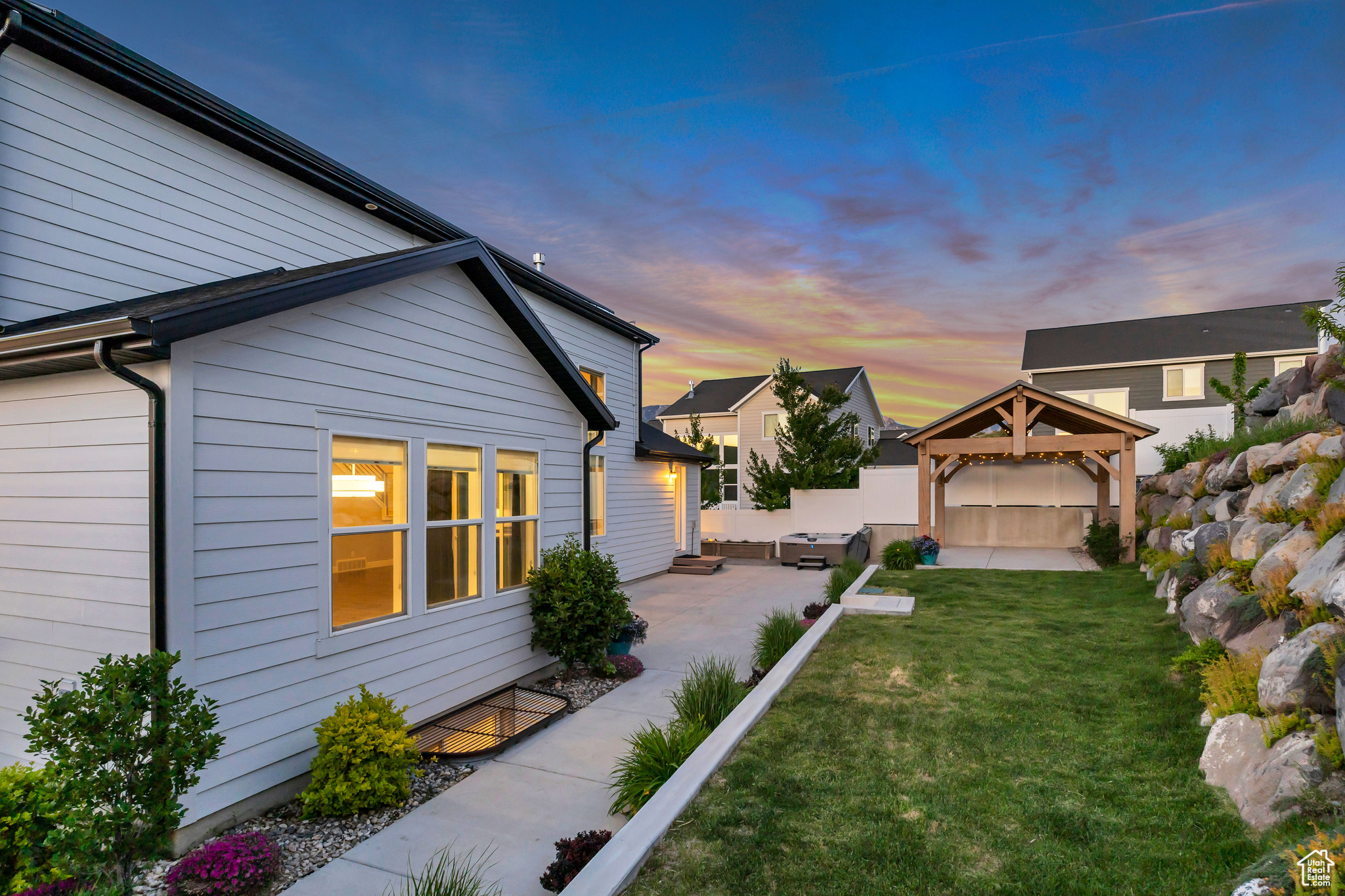 HIDDEN CANYON ESTATES - Residential