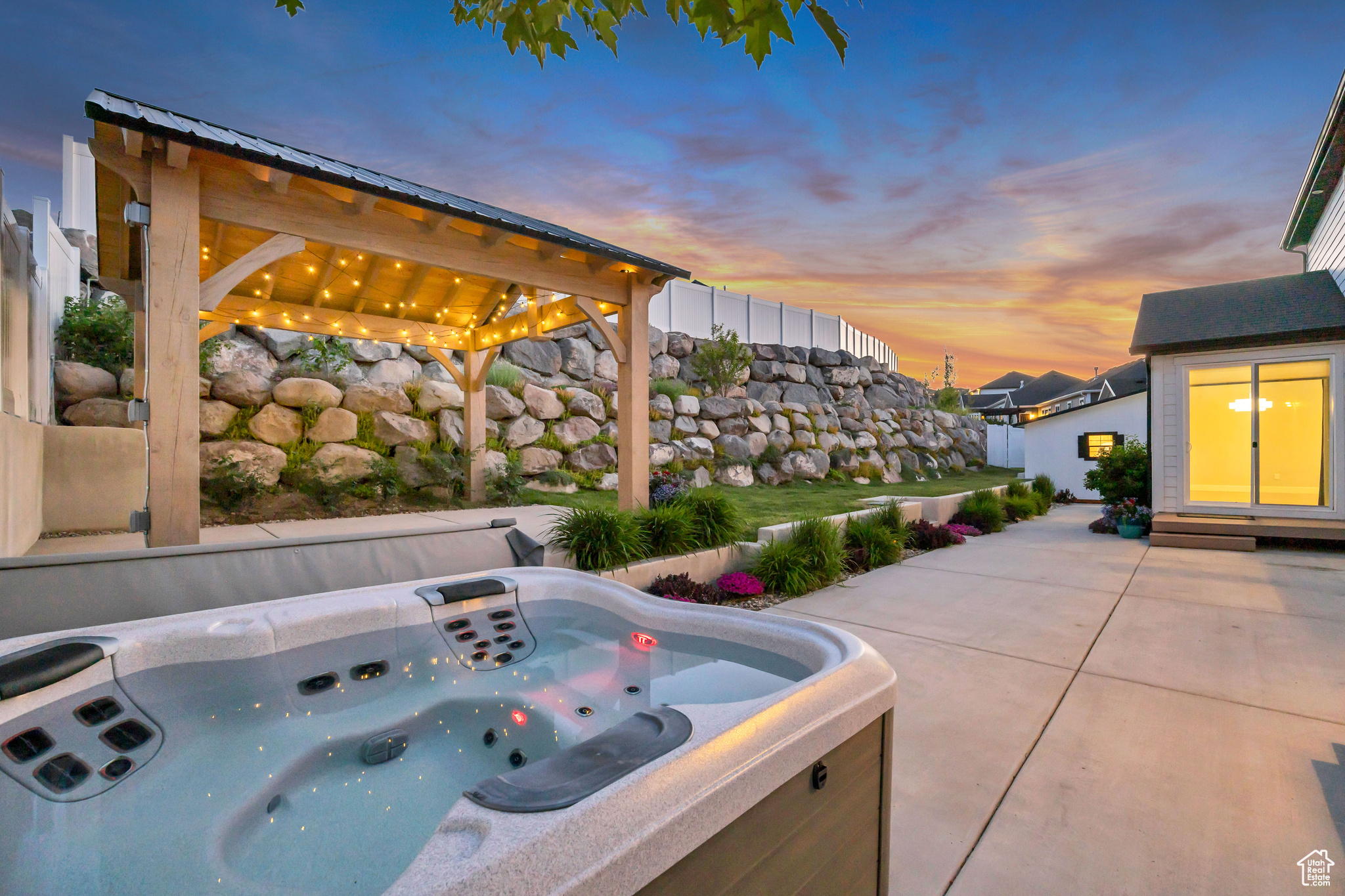 HIDDEN CANYON ESTATES - Residential