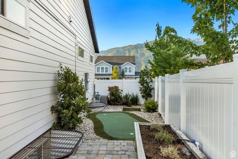 Tiny photo for 2508 E LONE HILL DR, Draper (UT Cnty), UT 84020 (MLS # 2091945)