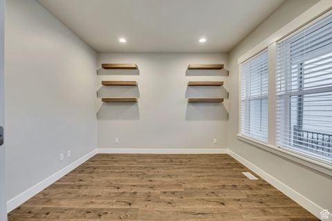 Tiny photo for 2508 E LONE HILL DR, Draper (UT Cnty), UT 84020 (MLS # 2091945)