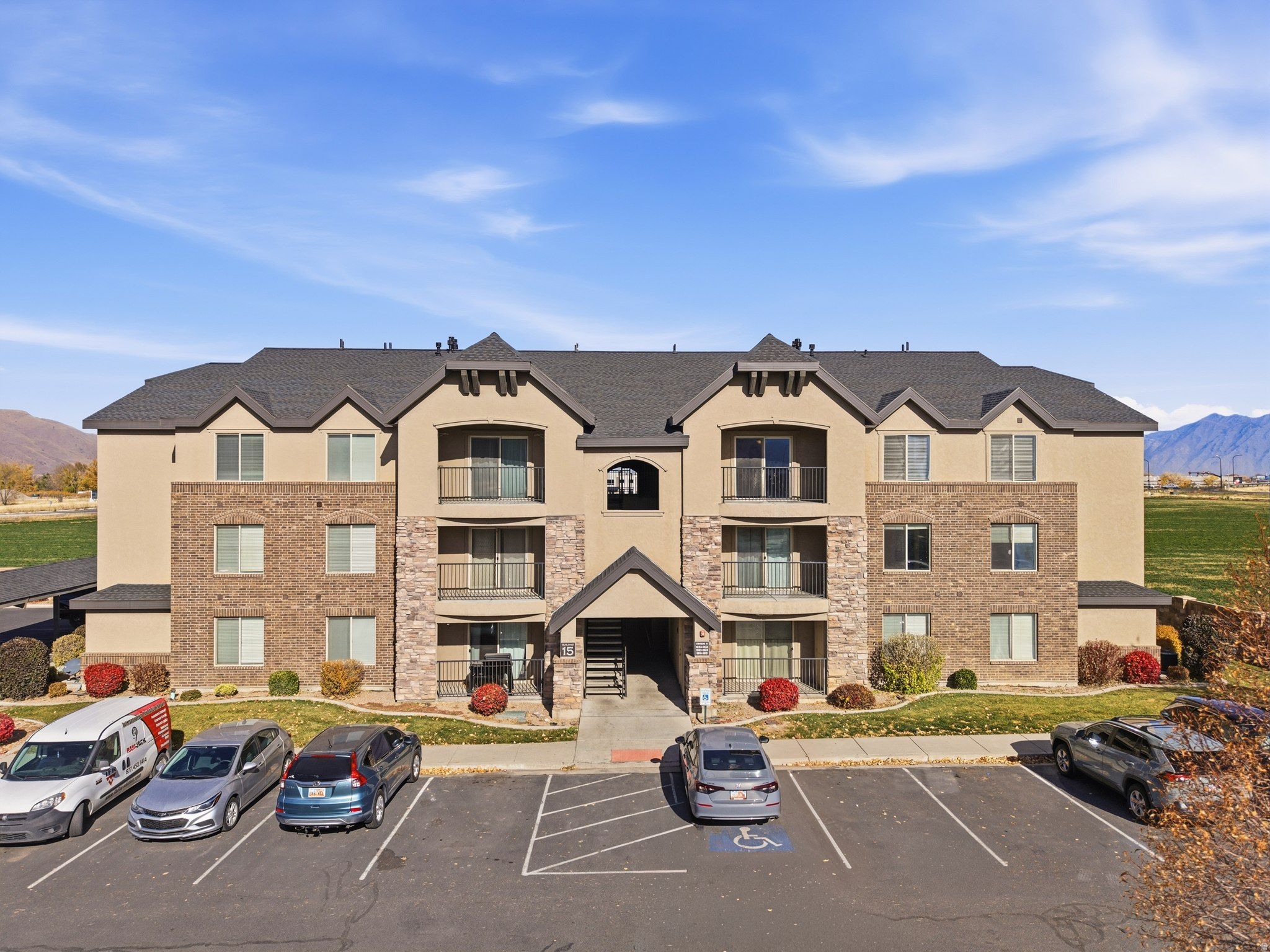 RIDGESTONE - Residential