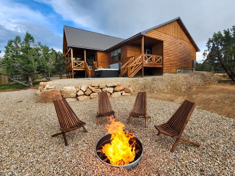 Tiny photo for 1045 S PINYON PINE DR, Orderville, UT 84758 (MLS # 2132854)