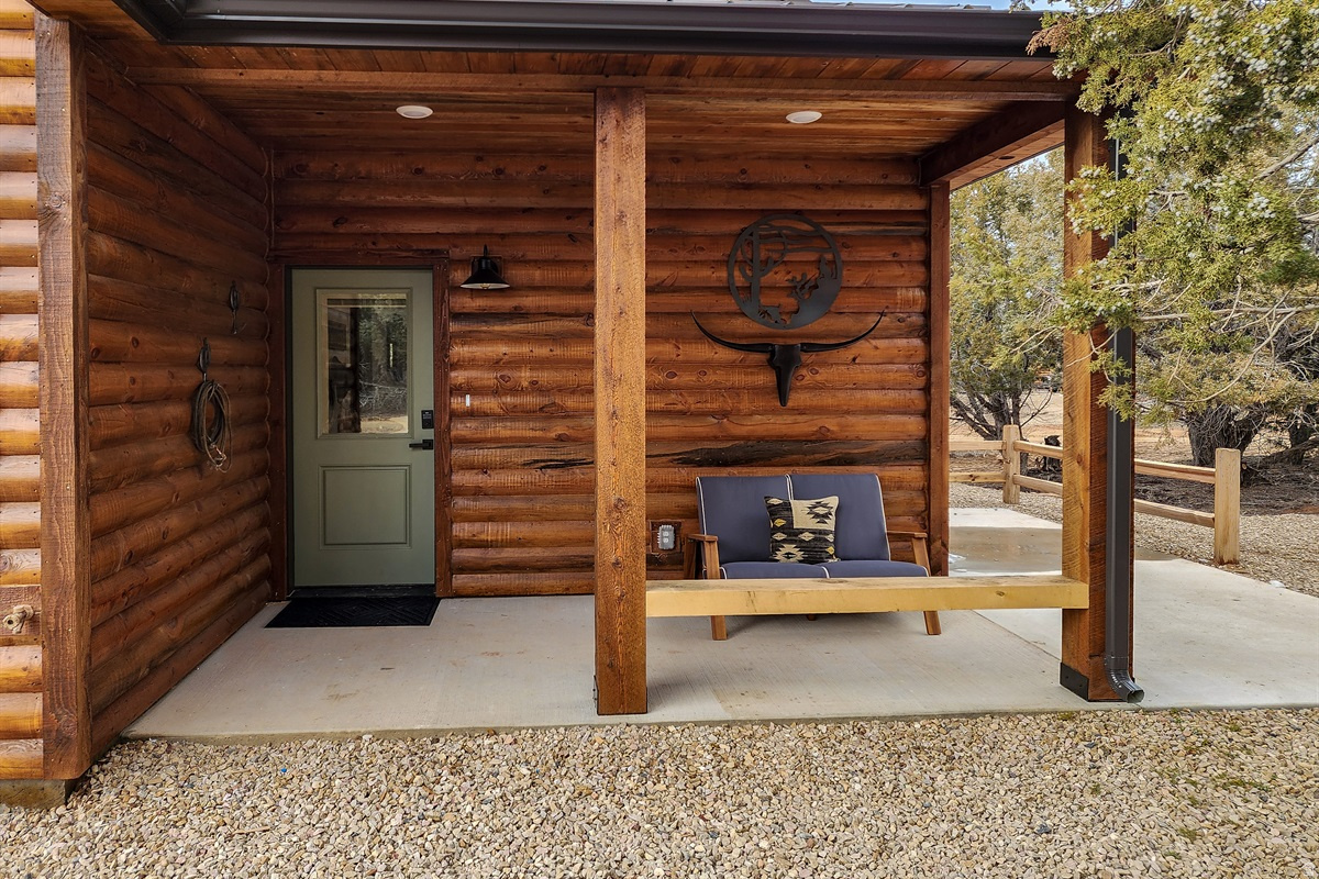 QUARTER CIRCLE H - Residential