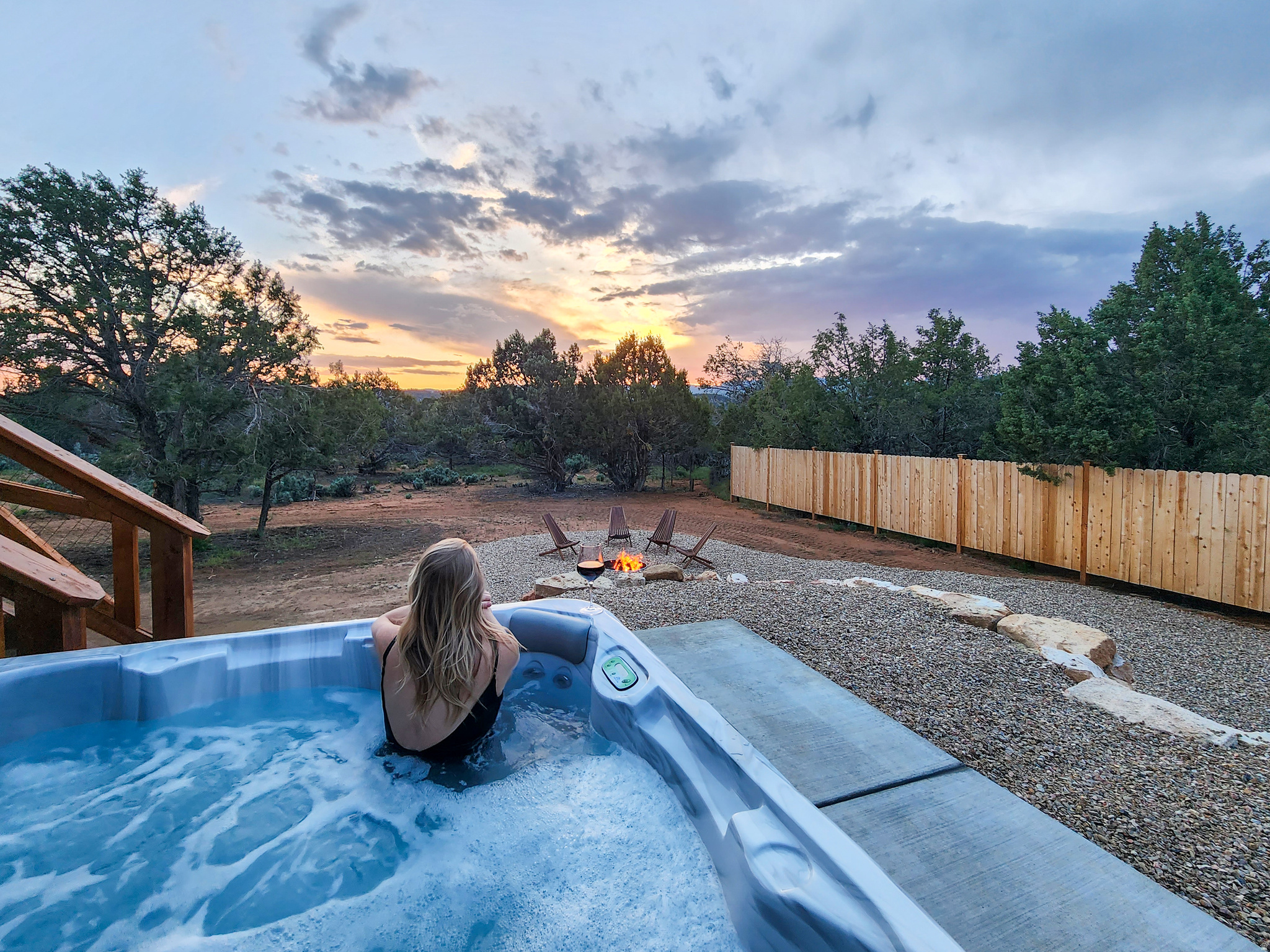 QUARTER CIRCLE H - Residential