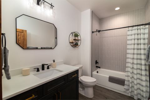 Tiny photo for 1045 S PINYON PINE DR, Orderville, UT 84758 (MLS # 2132854)