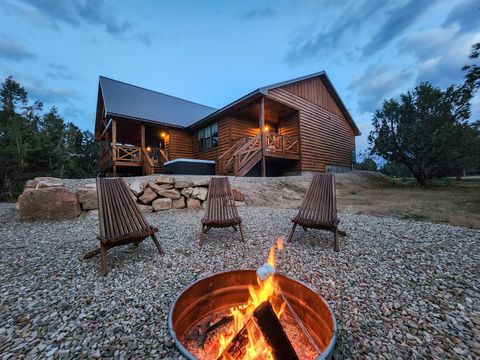 Tiny photo for 1045 S PINYON PINE DR, Orderville, UT 84758 (MLS # 2132854)