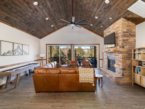 Tiny photo for 1045 S PINYON PINE DR, Orderville, UT 84758 (MLS # 2132854)