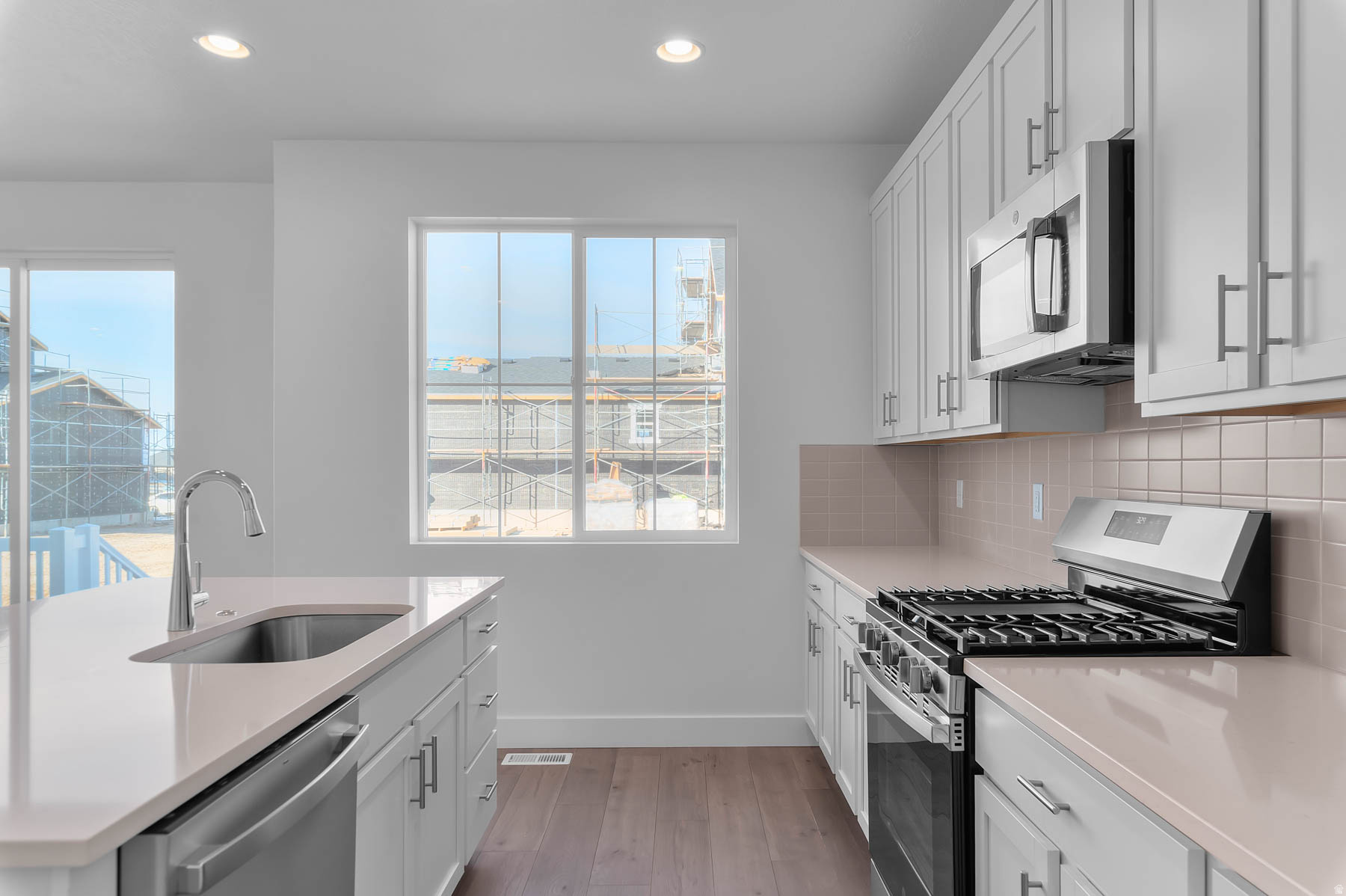 CRANEFIELD EST COLLECTION 1603 - Residential