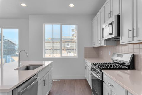 Tiny photo for 3816 W 2300 N, Clinton, UT 84015 (MLS # 2133454)