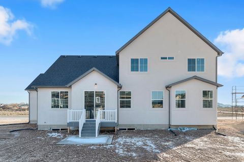 Tiny photo for 3816 W 2300 N, Clinton, UT 84015 (MLS # 2133454)