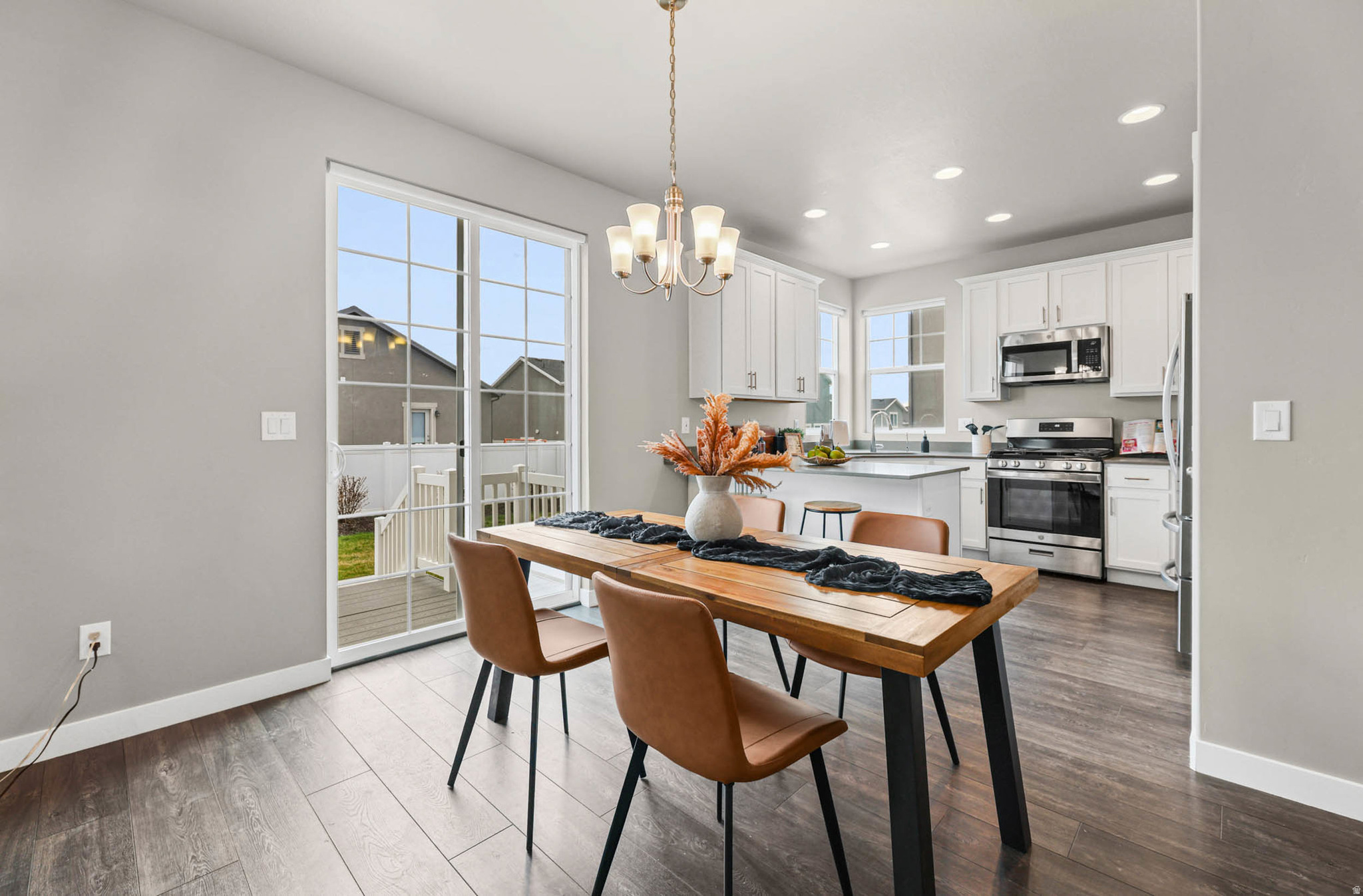 OVERLAND - Residential